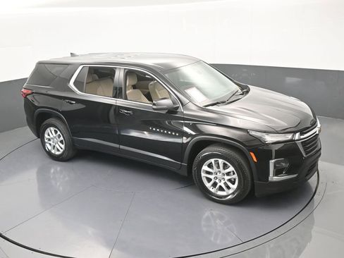 Used 2023 Chevrolet Traverse LS image 51