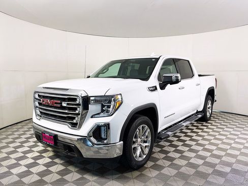 Used 2022 GMC Sierra 1500 SLT image 3