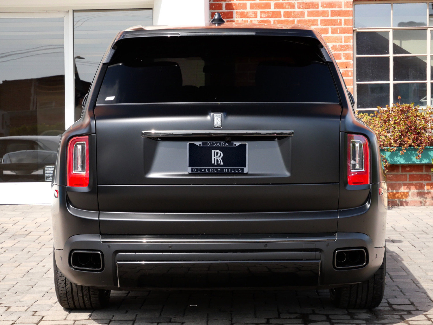 Used 2023 Rolls-Royce Cullinan Black Badge w/ Dark Exterior Package AWD/4WD image 21