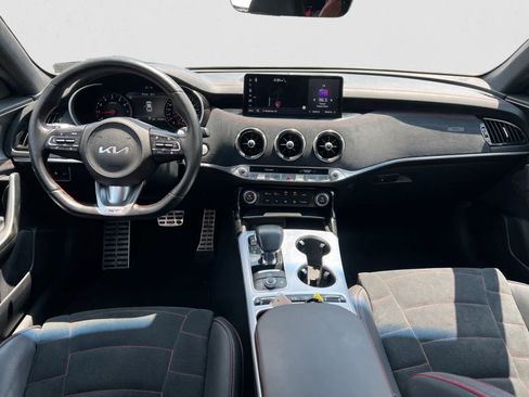 Certified 2023 Kia Stinger GT2 AWD/4WD image 12