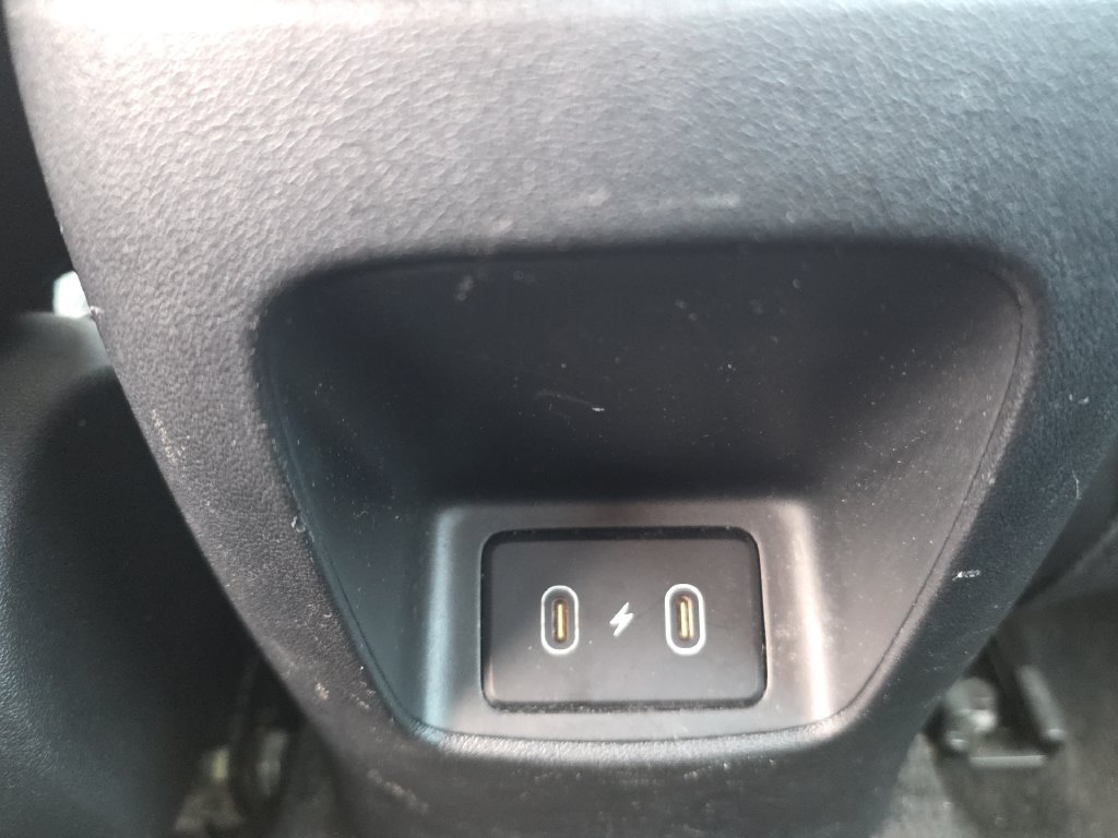 Used 2024 Hyundai Elantra Limited FWD image 31