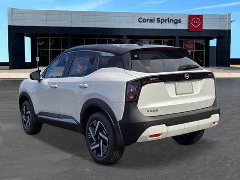 New 2026 Nissan Kicks SV w/ SV Premium Package FWD image 3