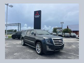 Used 2020 Cadillac Escalade ESV Premium Luxury AWD/4WD video 1