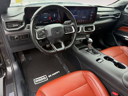 Used 2024 Ford Mustang Premium image 15