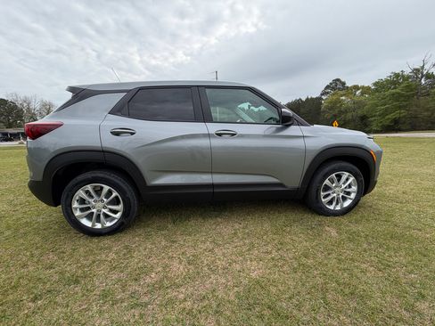 New 2026 Chevrolet TrailBlazer LS image 2