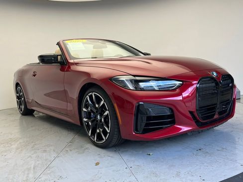 Used 2025 BMW M440i Convertible image 3