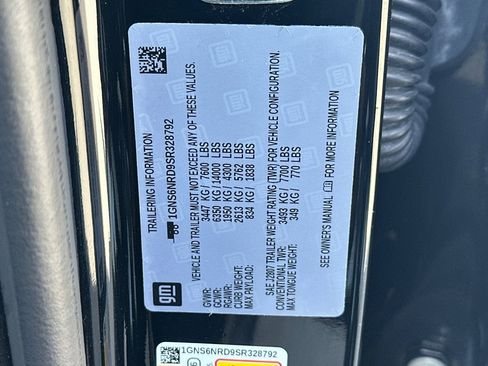 Used 2025 Chevrolet Tahoe LT AWD/4WD image 29