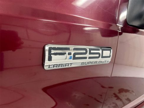 Used 2005 Ford F250 Lariat image 25