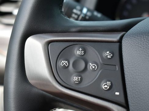 Used 2023 GMC Acadia AT4 w/ Technology Package AWD/4WD image 17