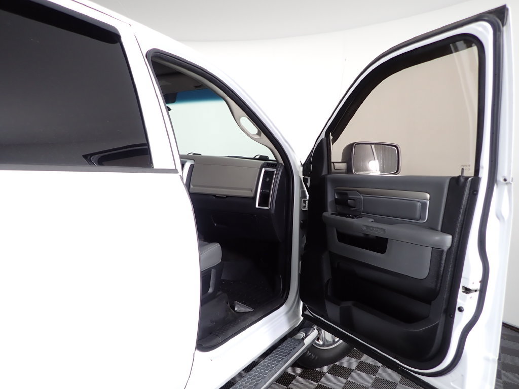 Used 2011 RAM 2500 ST w/ ST Popular Equipment Group AWD/4WD image 31