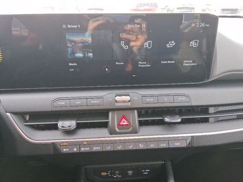 Used 2025 Kia K4 LXS image 22