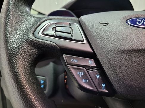 Used 2018 Ford Escape SE w/ Ford Safe & Smart Package image 29