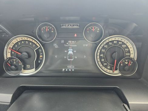 Used 2014 RAM 2500 Laramie w/ Convenience Group AWD/4WD image 25