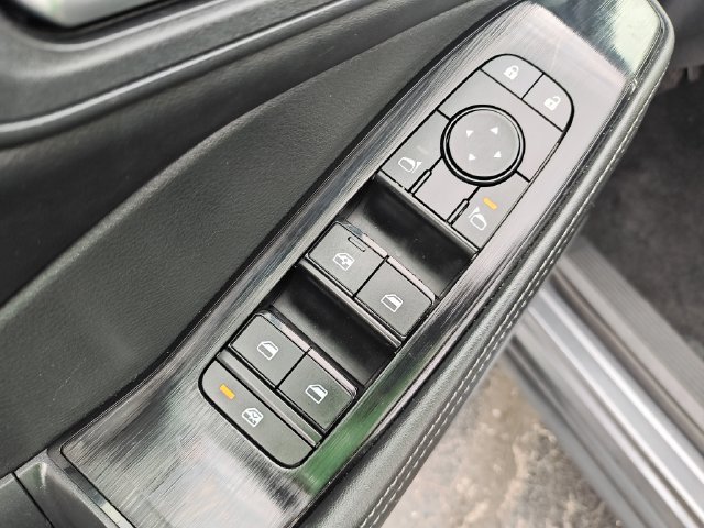Certified 2025 Nissan Rogue SV AWD/4WD image 11