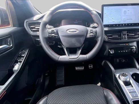 Certified 2024 Ford Escape ST-Line w/ Tech Pack #1 AWD/4WD image 6