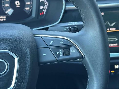 Certified 2025 Audi Q3 2.0T Premium w/ Convenience Package image 27