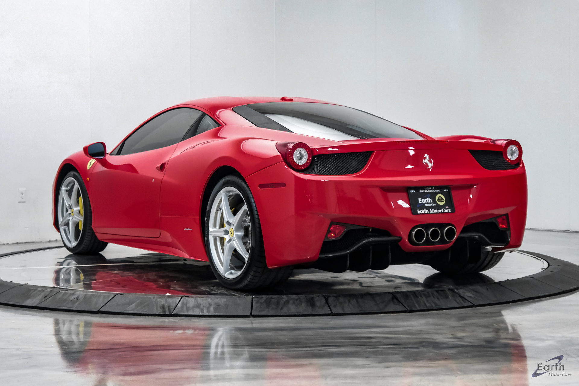 Used 2014 Ferrari 458 Italia Coupe RWD image 13