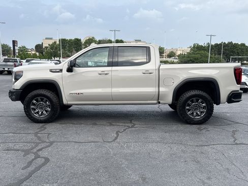 New 2026 GMC Sierra 1500 AT4X AWD/4WD image 13