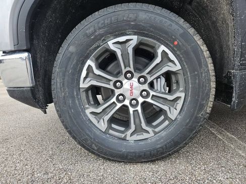 New 2026 GMC Sierra 1500 SLE AWD/4WD image 9