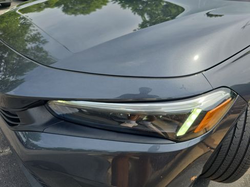 Used 2024 Honda Civic Sport image 29