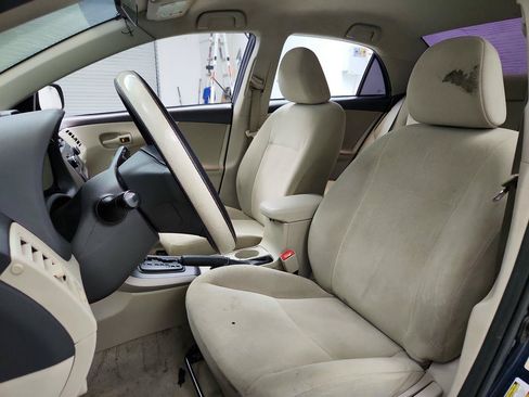 Used 2013 Toyota Corolla L FWD image 14