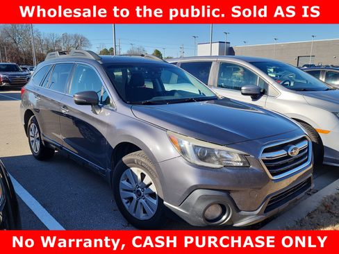 Used 2019 Subaru Outback 2.5i Premium image 2