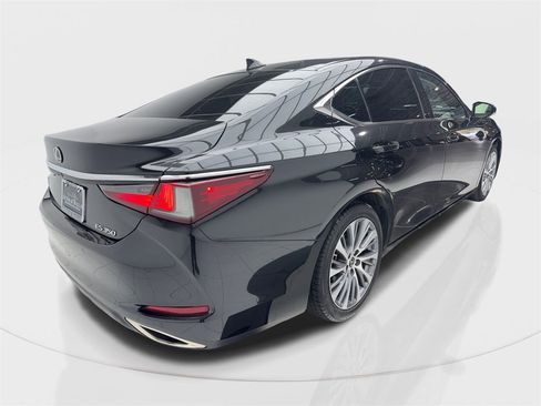 Used 2021 Lexus ES 350 w/ Premium Package image 9
