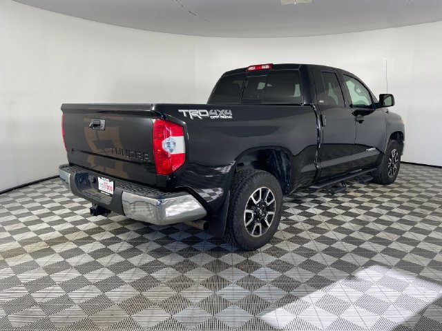 Used 2017 Toyota Tundra SR5 w/ TRD Off Road Package AWD/4WD image 16