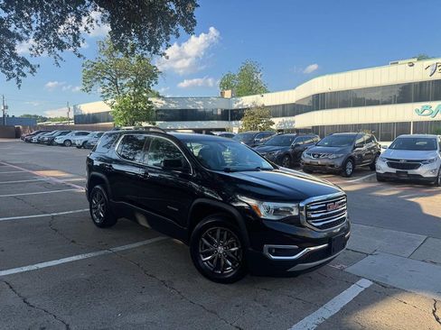 Used 2018 GMC Acadia SLT FWD image 12