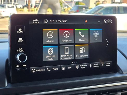 Used 2025 Honda Pilot Black Edition image 27
