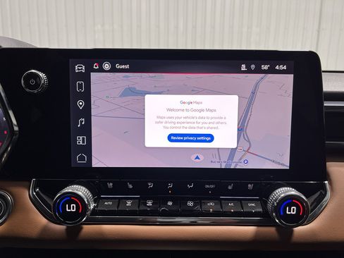 New 2025 GMC Canyon AT4 w/ Technology Plus Package image 12