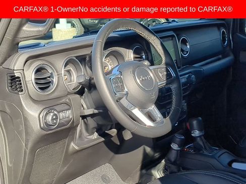 Used 2022 Jeep Gladiator Overland w/ Popular Equipment Package image 2