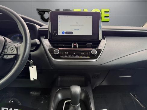 Used 2026 Toyota Corolla LE FWD image 25