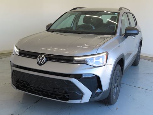 New 2026 Volkswagen Taos S FWD image 9