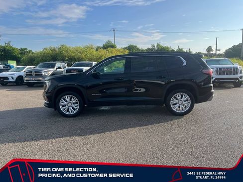 Used 2026 GMC Acadia Elevation w/ Elevation Premium Package FWD image 8