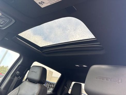 Used 2023 GMC Sierra 1500 AT4 w/ AT4 Preferred Package image 11