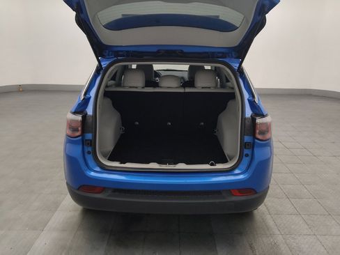 Used 2019 Jeep Compass Latitude FWD image 29