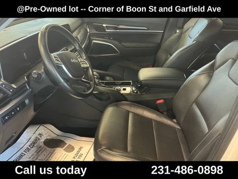 Used 2023 Kia Telluride S AWD/4WD image 14