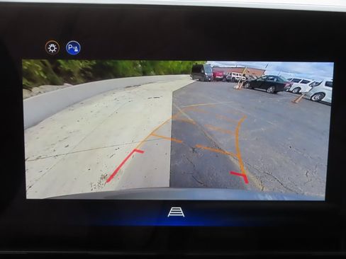 New 2026 Chevrolet Equinox LT w/ LPO, Floor Liner Package image 7