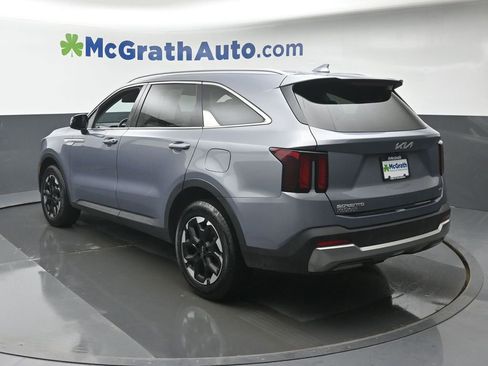 Used 2024 Kia Sorento S AWD/4WD image 23
