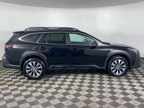 Used 2023 Subaru Outback Limited XT AWD/4WD image 4