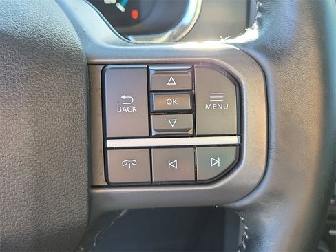 Used 2021 Ford F150 Lariat w/ Max Trailer Tow Package image 25