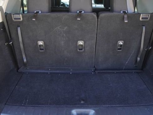 Used 2024 Nissan Pathfinder SV image 13