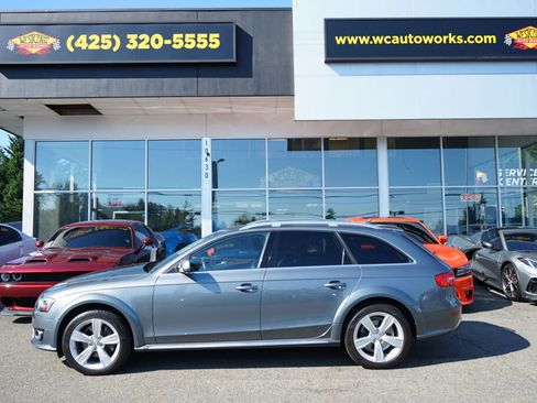 Used 2015 Audi A4 Premium Plus w/ Technology Package image 2