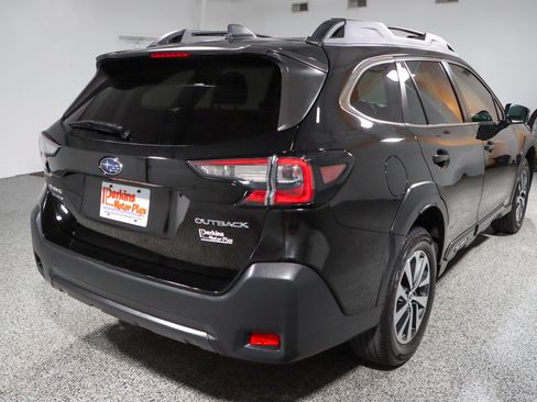 Used 2024 Subaru Outback Premium AWD/4WD image 7