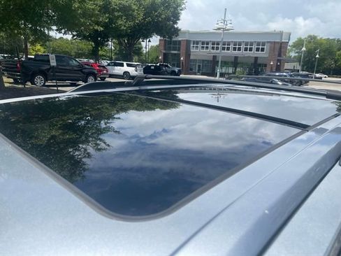 Used 2021 Ford Expedition XLT RWD image 7