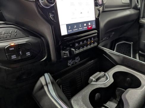 Used 2025 RAM 2500 Laramie w/ Night Edition image 25