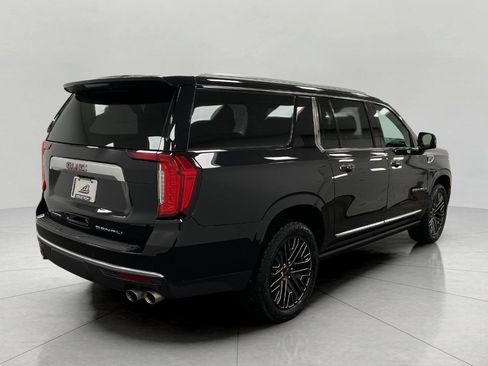 Used 2021 GMC Yukon XL Denali image 3