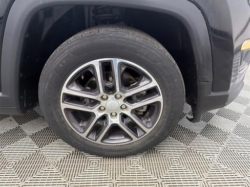 Used 2019 Jeep Compass Latitude w/ Popular Equipment Group image 13