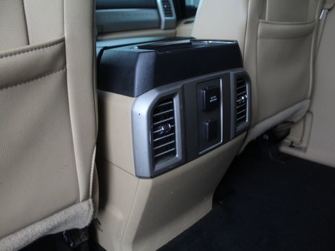 Used 2017 Ford F250 Lariat w/ Chrome Package AWD/4WD image 13